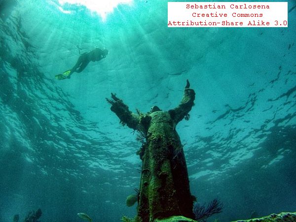 Top 10 Most Spectacular Underwater Hotels Worldwide